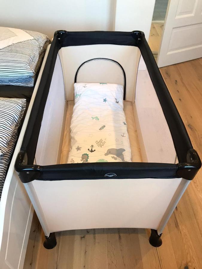 Ferienwohnung „Opa'S Tohuus“Mit Fahrraedern, Husum Хузум Экстерьер фото