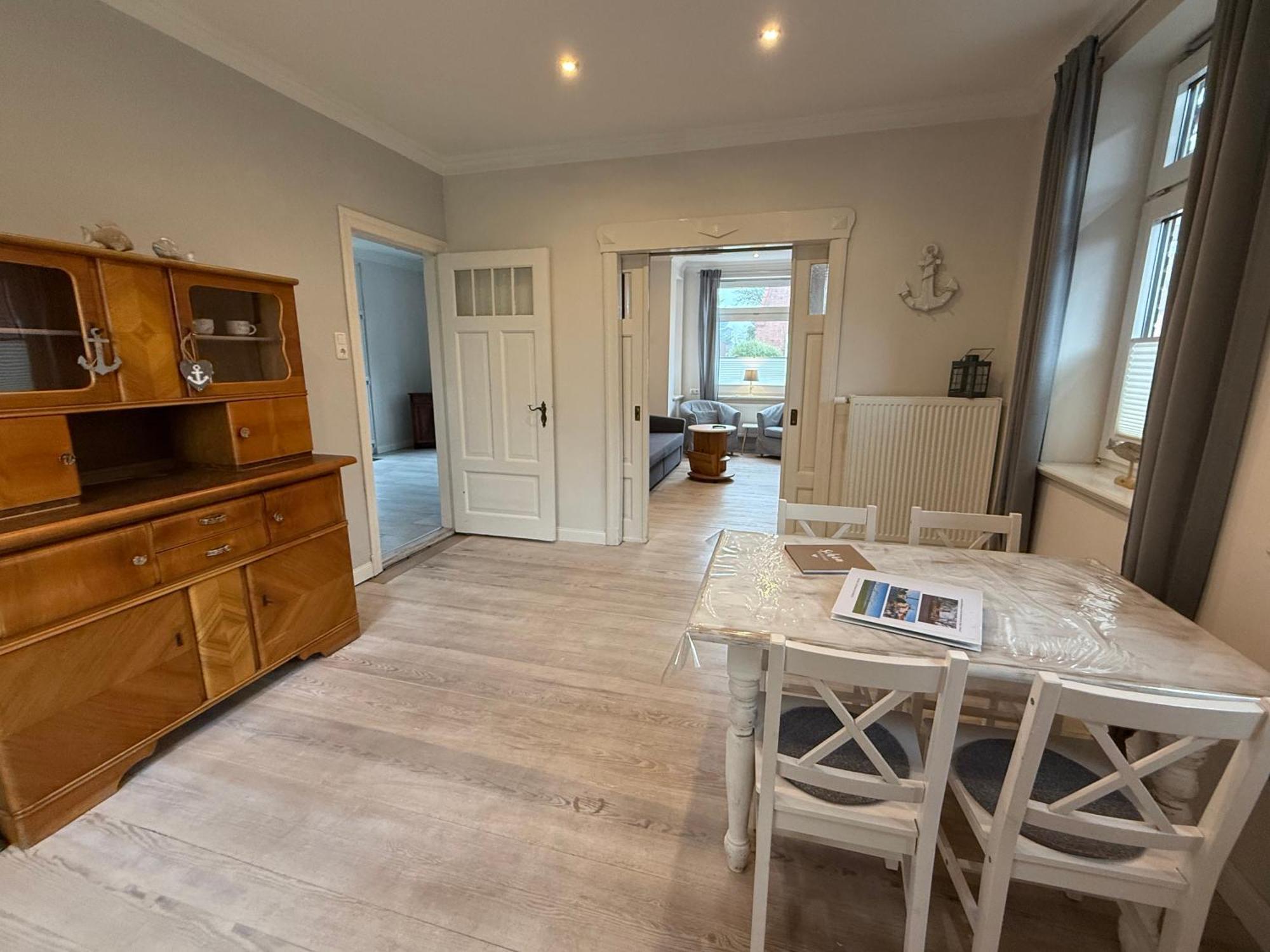 Ferienwohnung „Opa'S Tohuus“Mit Fahrraedern, Husum Хузум Экстерьер фото
